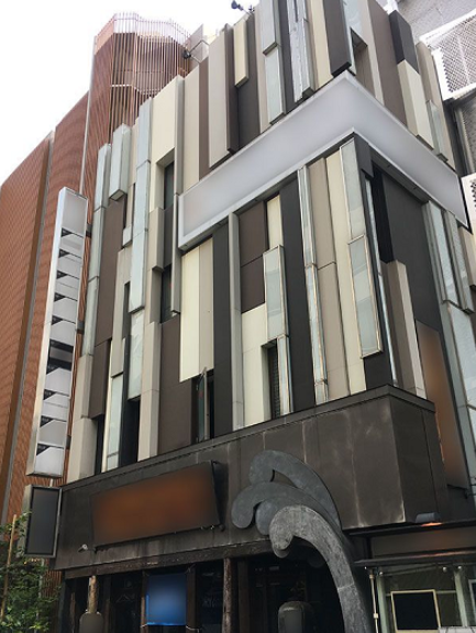 大塚高司防災担当副大臣の赤坂老舗クラブKはどこ?地震時飲酒のホステスは誰?