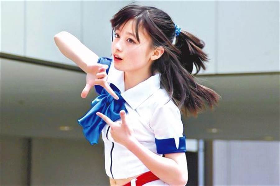 橋本環奈の結婚歴歴代元カレは?顔画像/馴れ初め/噂まとめ!