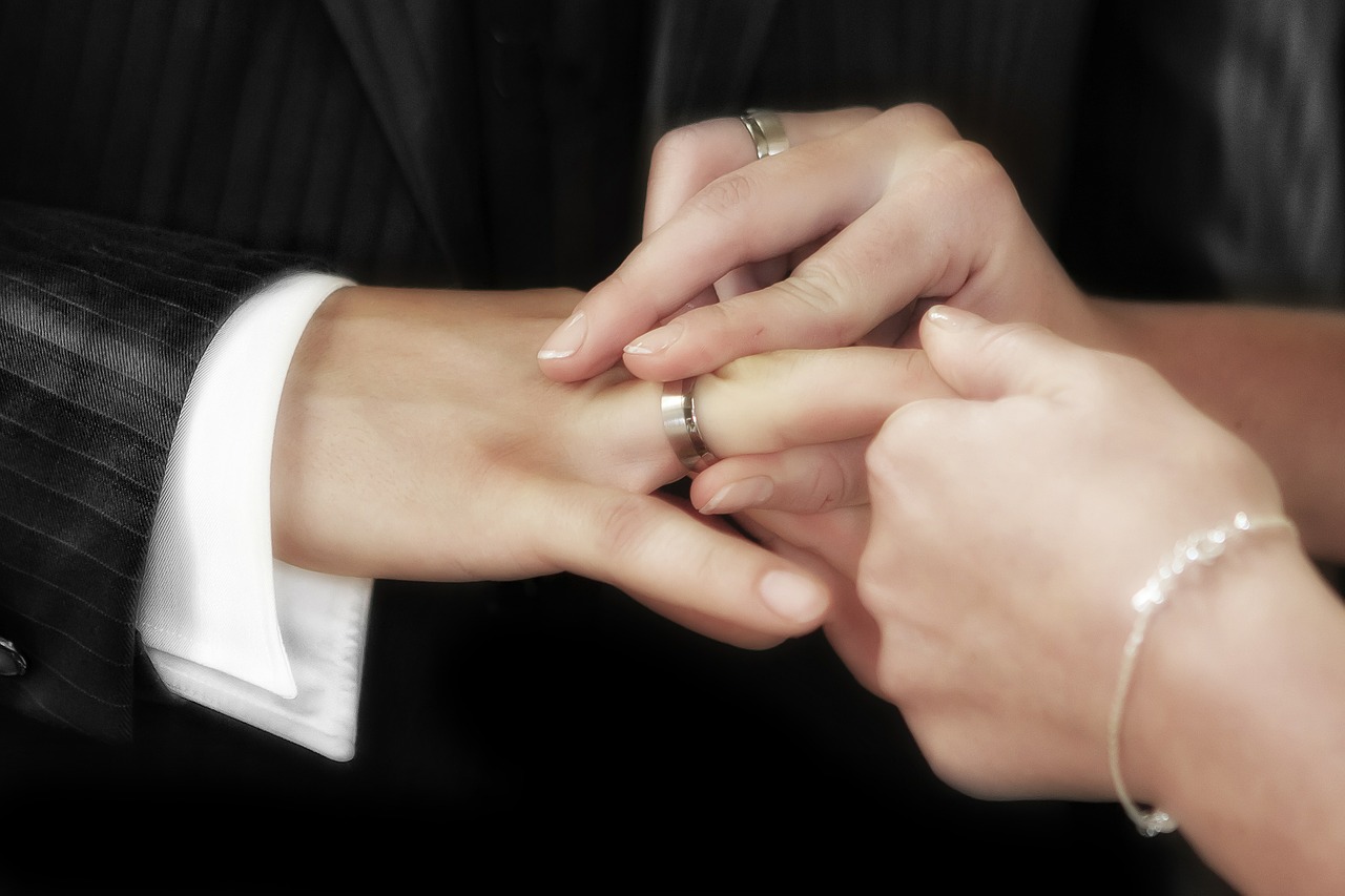 ディーン・フジオカの結婚歴歴代元カノは?顔画像/馴れ初め/噂まとめ!