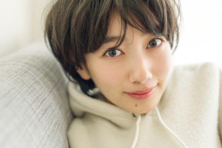 波瑠の結婚歴や歴代彼氏元カレは?顔画像や馴れ初め・噂を調査!
