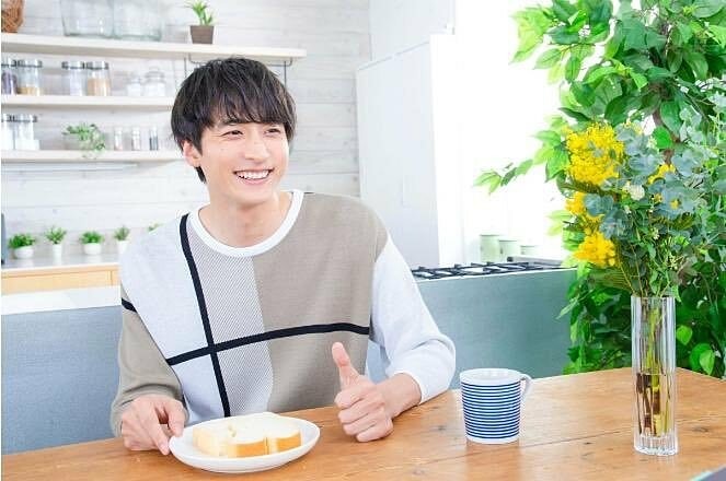 小関裕太の結婚歴や歴代彼女元カノは?顔画像や馴れ初め・噂を調査!